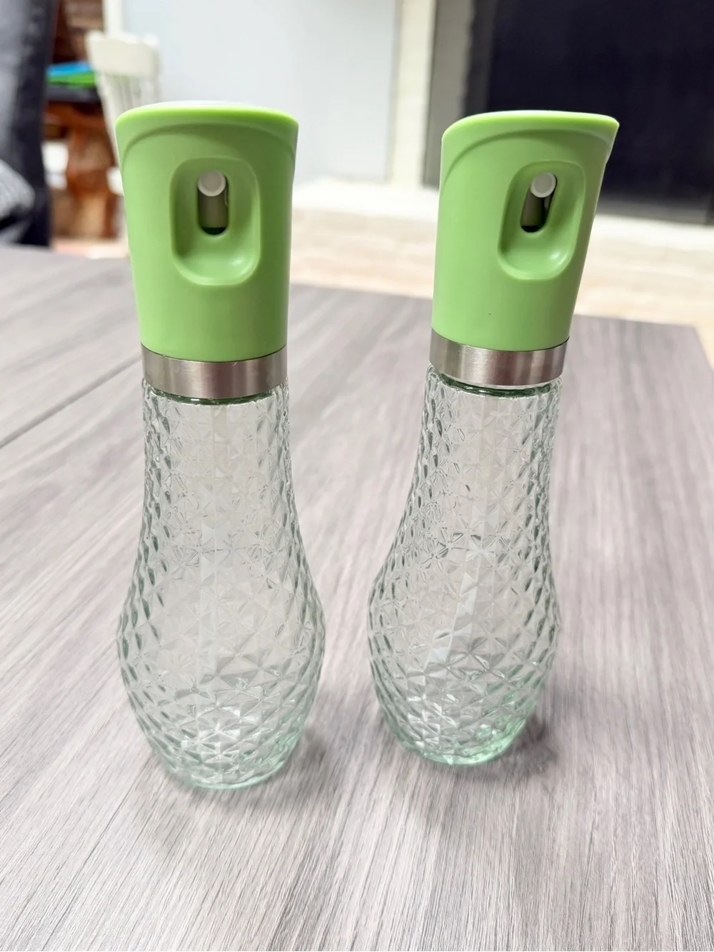 Textured crinkle Glass Oil Mister Spray Bottle | kitchen gadget mcm style